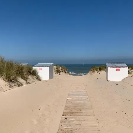 In Near The Beach, Cleaning Included Apartment
