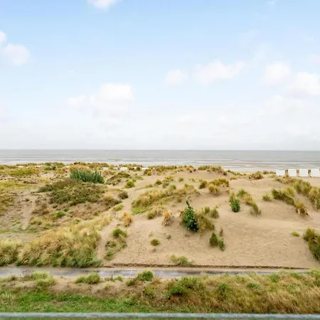 In Near The Beach, Cleaning Included *